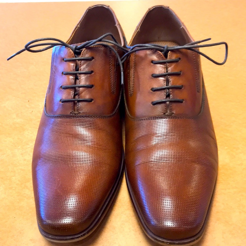 Aldo Embossed Plain Toes